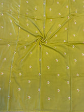 Load image into Gallery viewer, Yellowish Green Parijat
