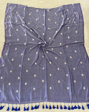 Load image into Gallery viewer, Bluish Lavender Parijat
